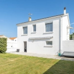 Maison à vendre à Bouin (85) avec 2 chambres, garage et vue dégagée