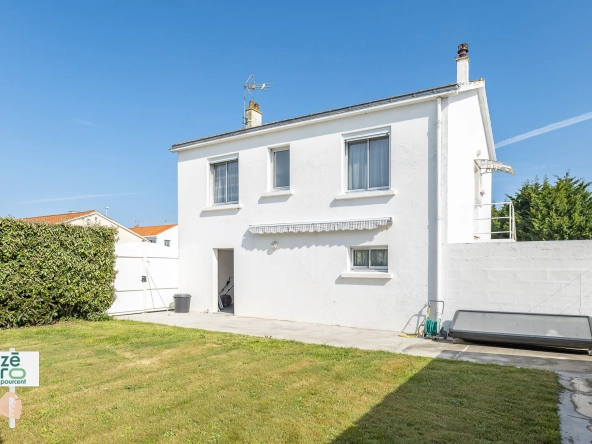 Maison à vendre à Bouin (85) avec 2 chambres, garage et vue dégagée