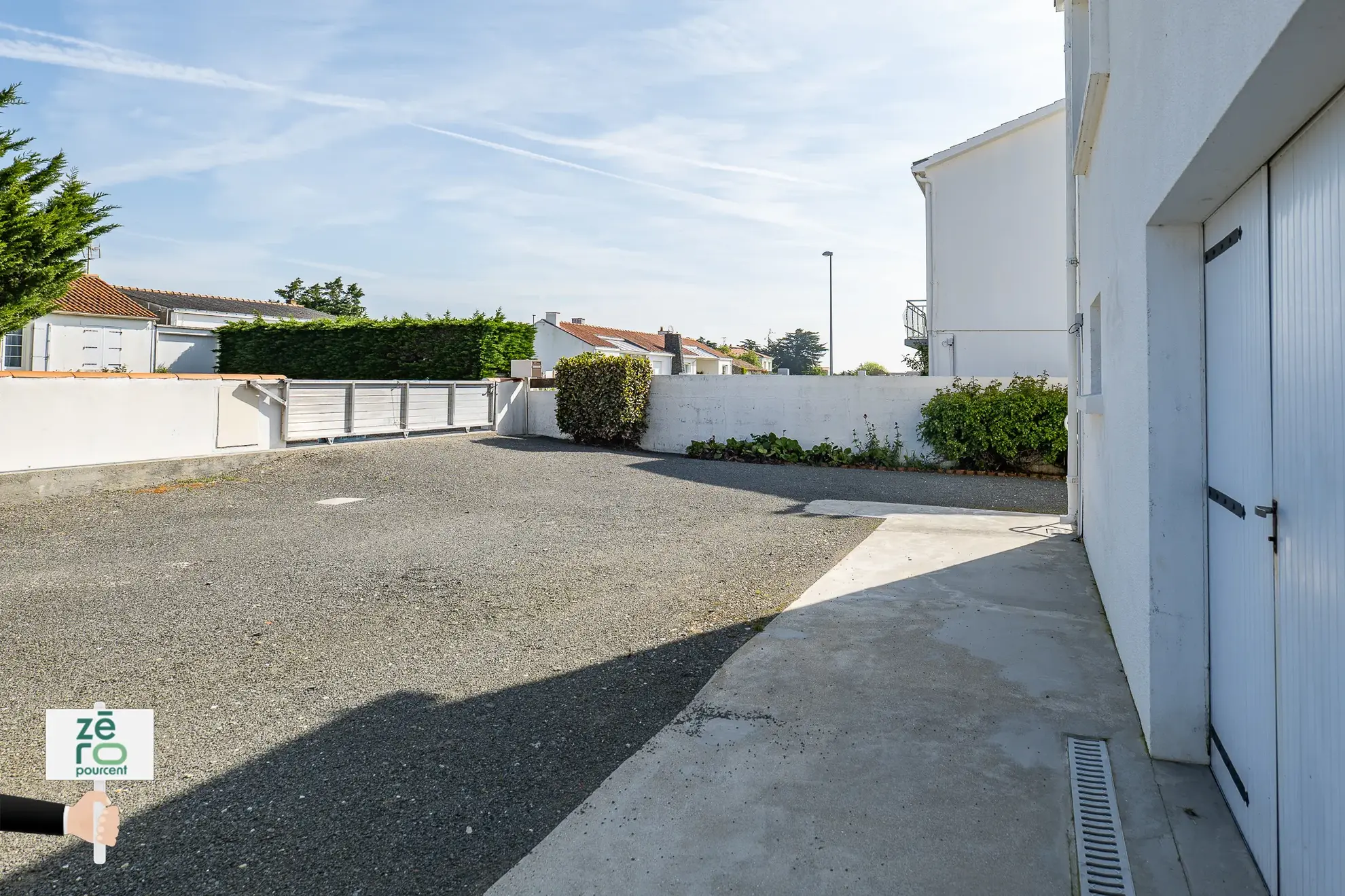 Maison à vendre à Bouin (85) avec 2 chambres, garage et vue dégagée 