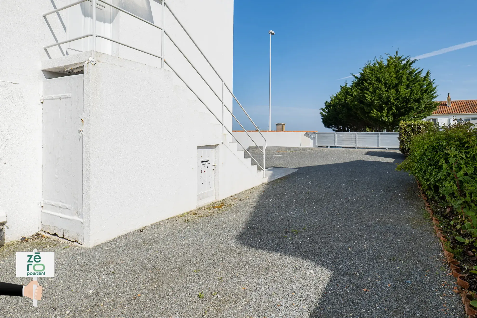 Maison à vendre à Bouin (85) avec 2 chambres, garage et vue dégagée 