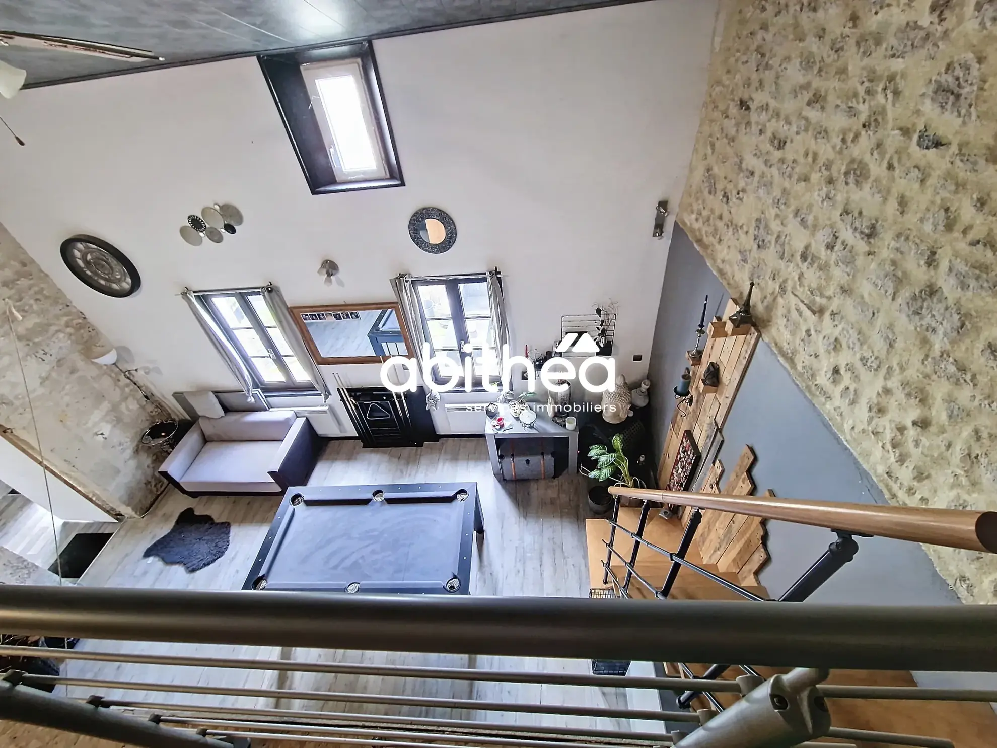 Maison 3 chambres à Les Gonds - Rénovation partielle, emplacement calme 