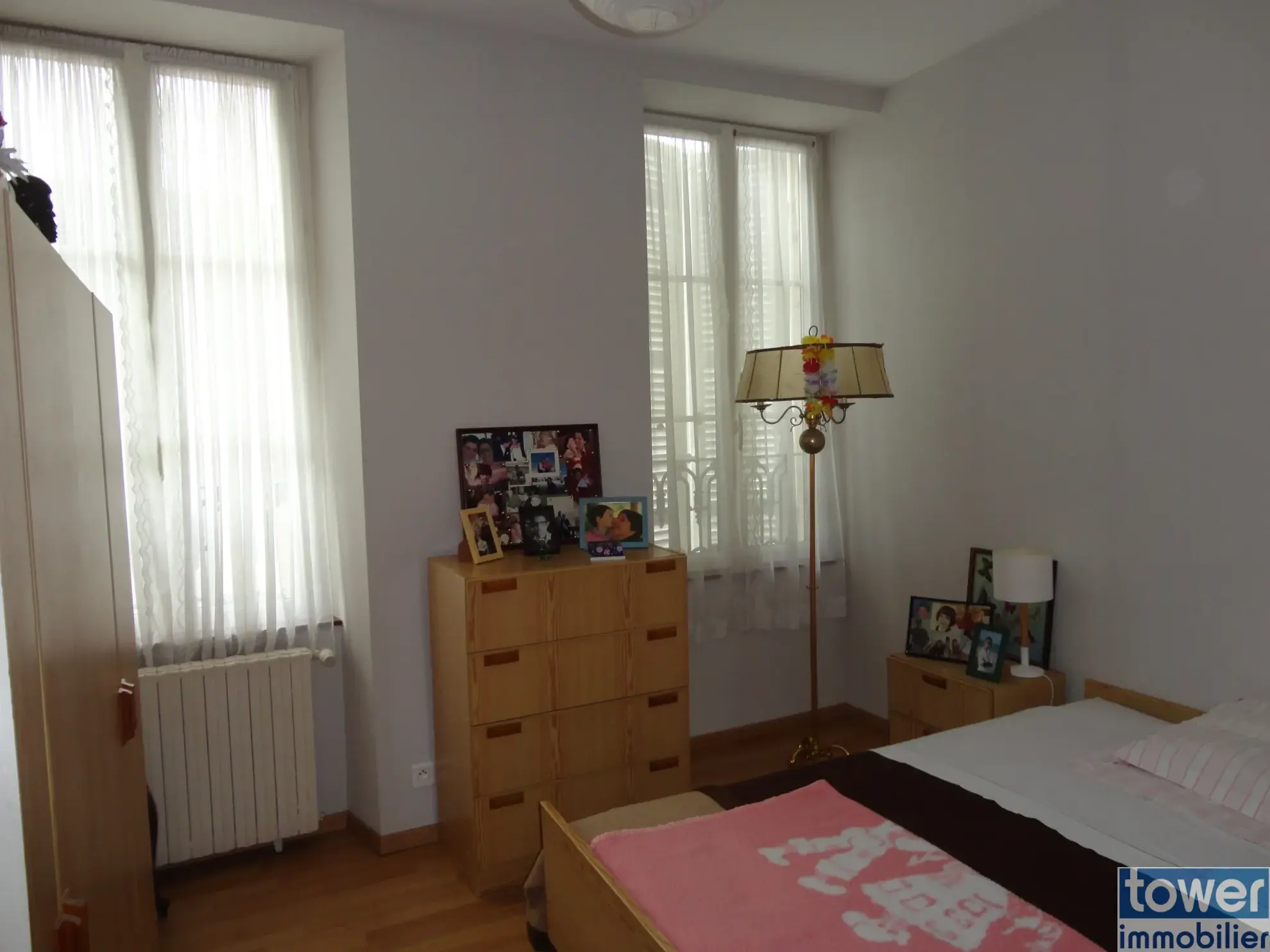 À vendre maison de 170 m² au cœur de Saint Jean d'Angély avec 5 chambres et cave 