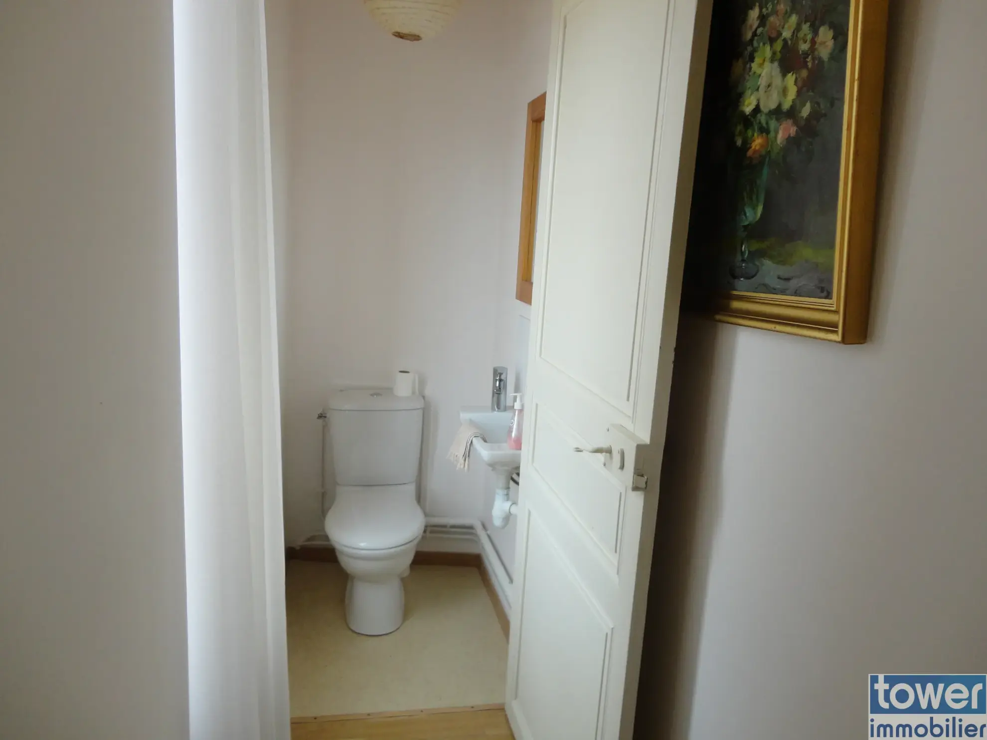 À vendre maison de 170 m² au cœur de Saint Jean d'Angély avec 5 chambres et cave 