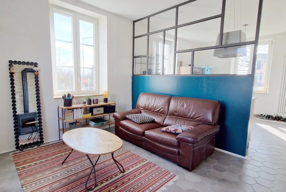 Belle maison individuelle avec jardin et garage à Montbéliard - 2 chambres 