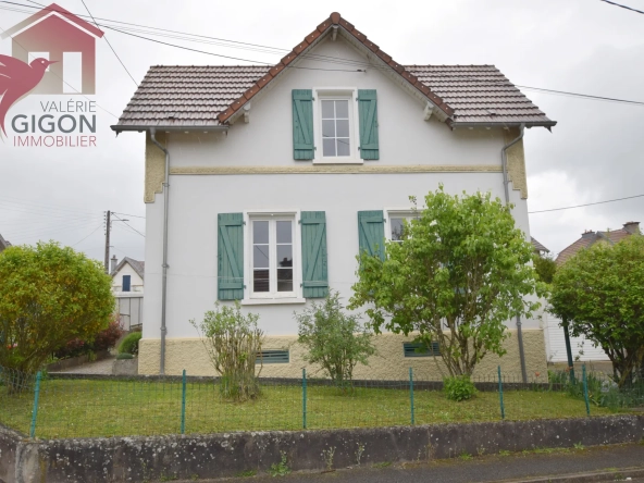 Maison individuelle à Montbéliard avec jardin, garage et 2 chambres - Secteur Citadelle