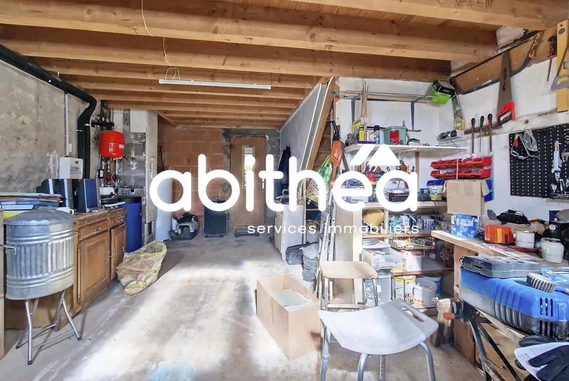 Maison charentaise avec 4 chambres, piscine, garage à Bois 