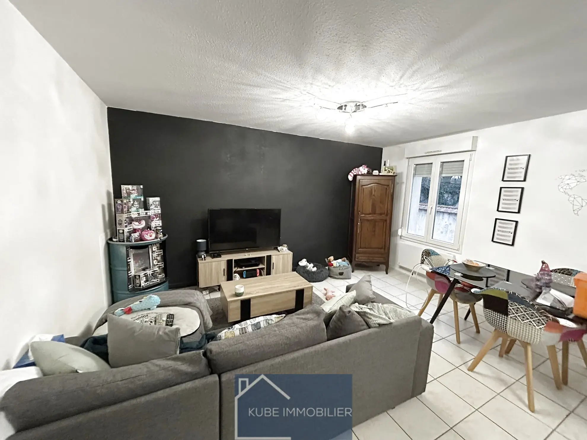 Immeuble de 4 logements à vendre à Remilly, rentable et idéal pour investisseur 