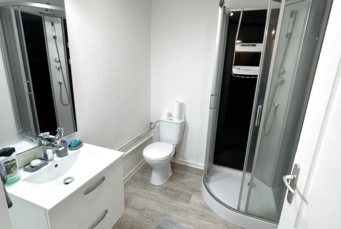 Immeuble de 4 logements à vendre à Remilly, rentable et idéal pour investisseur 