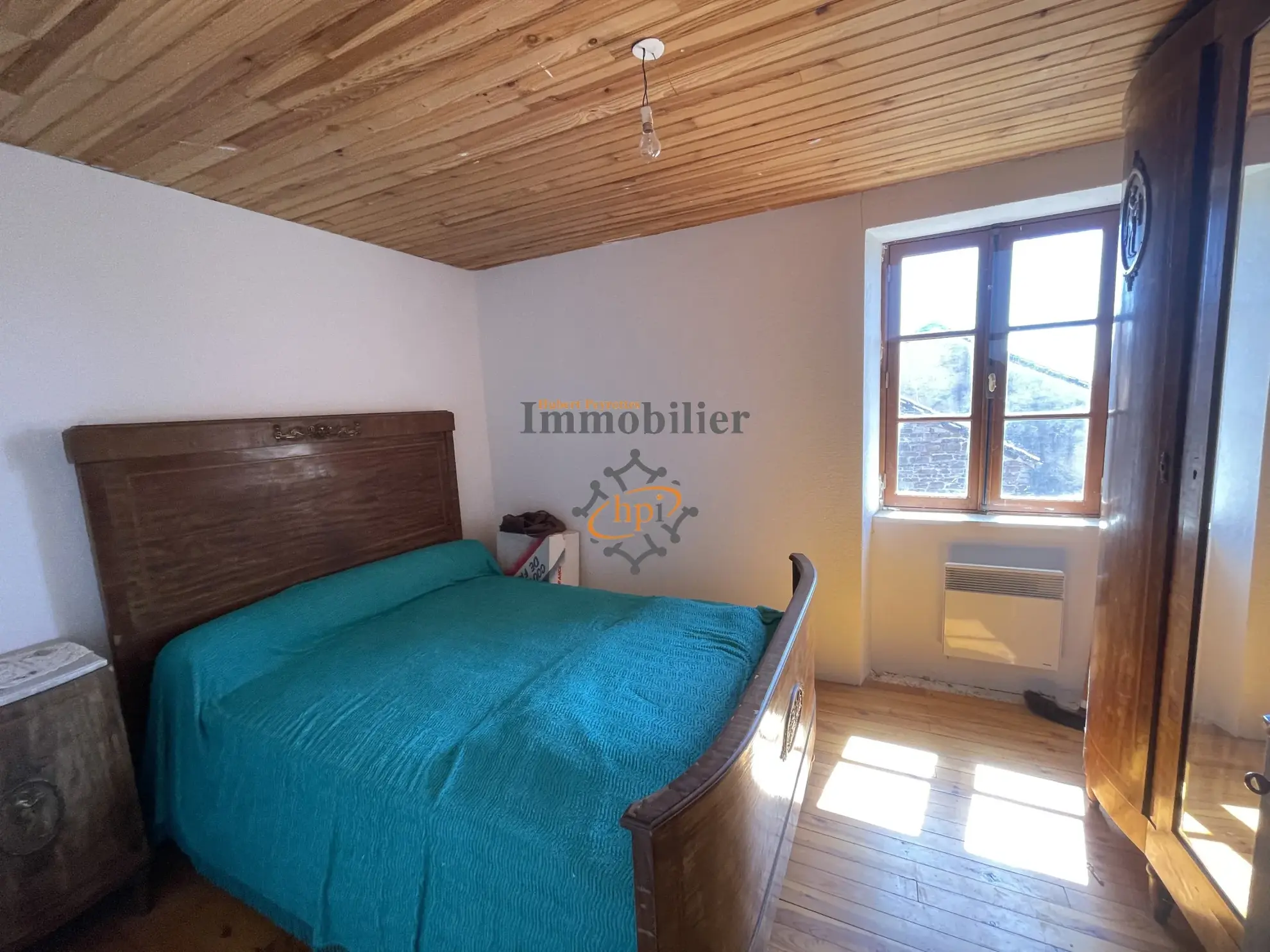 Maison de village en pierre à vendre à Saint Victor et Melvieu – Rénovée et lumineuse 