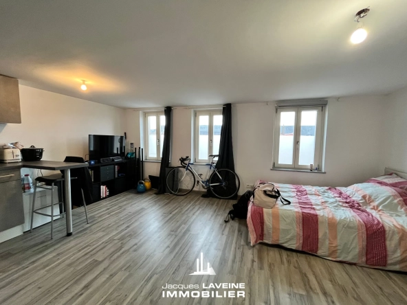 Studio à vendre dans le centre historique de Metz - 27 m², idéal investissement locatif