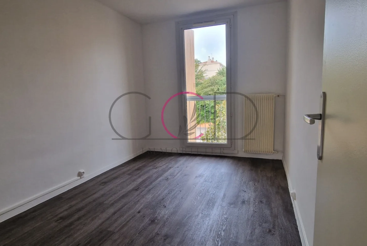 Appartement T4 rénové à Aix-en-Provence - Résidence Tivoli, 89m² avec cave 