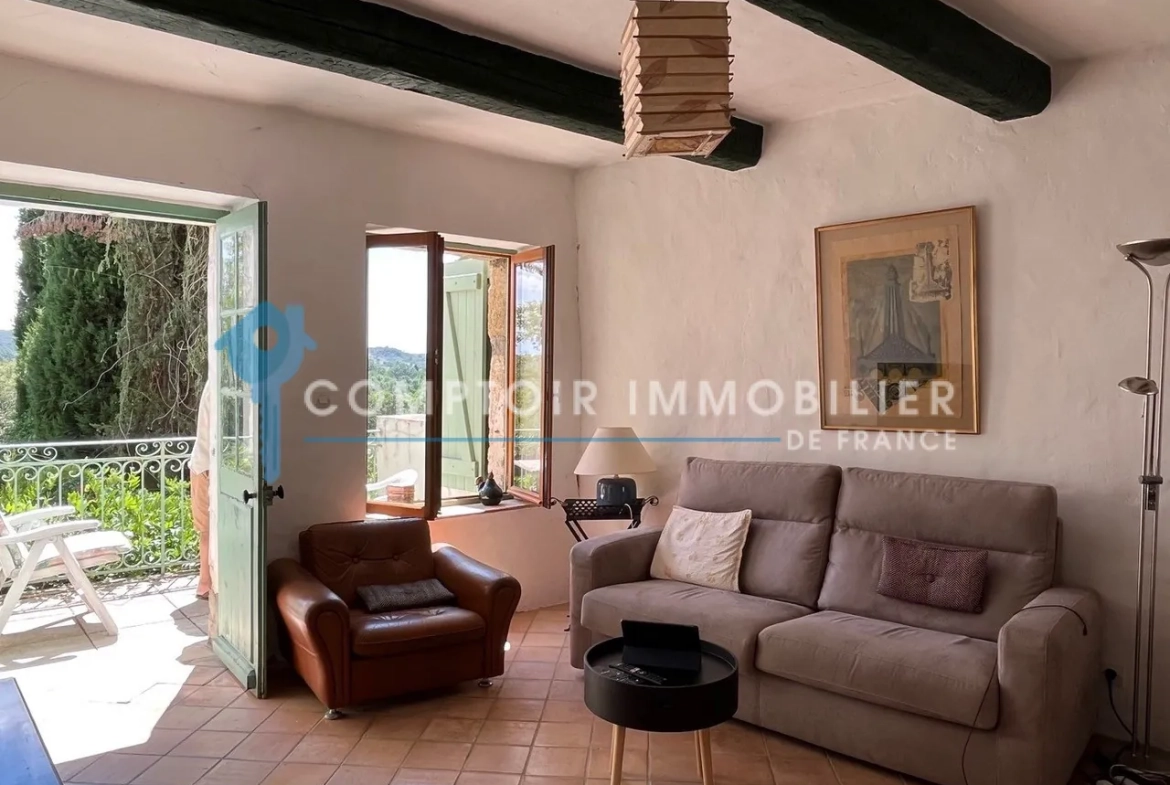 Charmante maison de village avec piscine, terrain arboré et vue panoramique proche d'Uzès, Alès et Nîmes 
