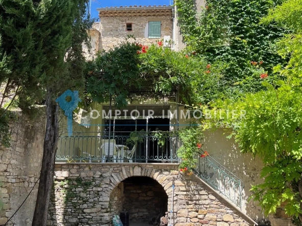 Charmante maison de village avec piscine, terrain arboré et vue panoramique proche d'Uzès, Alès et Nîmes