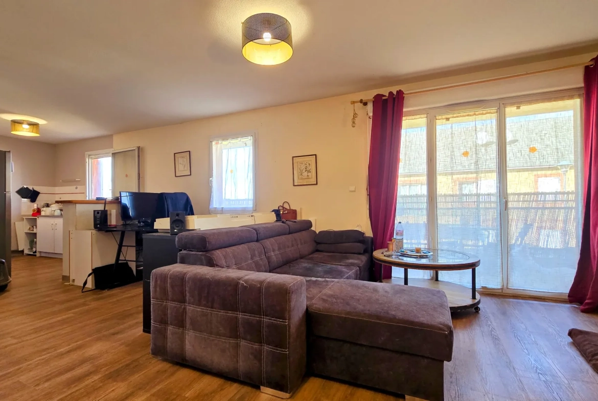 Appartement T3 à Malemort-sur-Corrèze avec terrasse et garage, bon état 