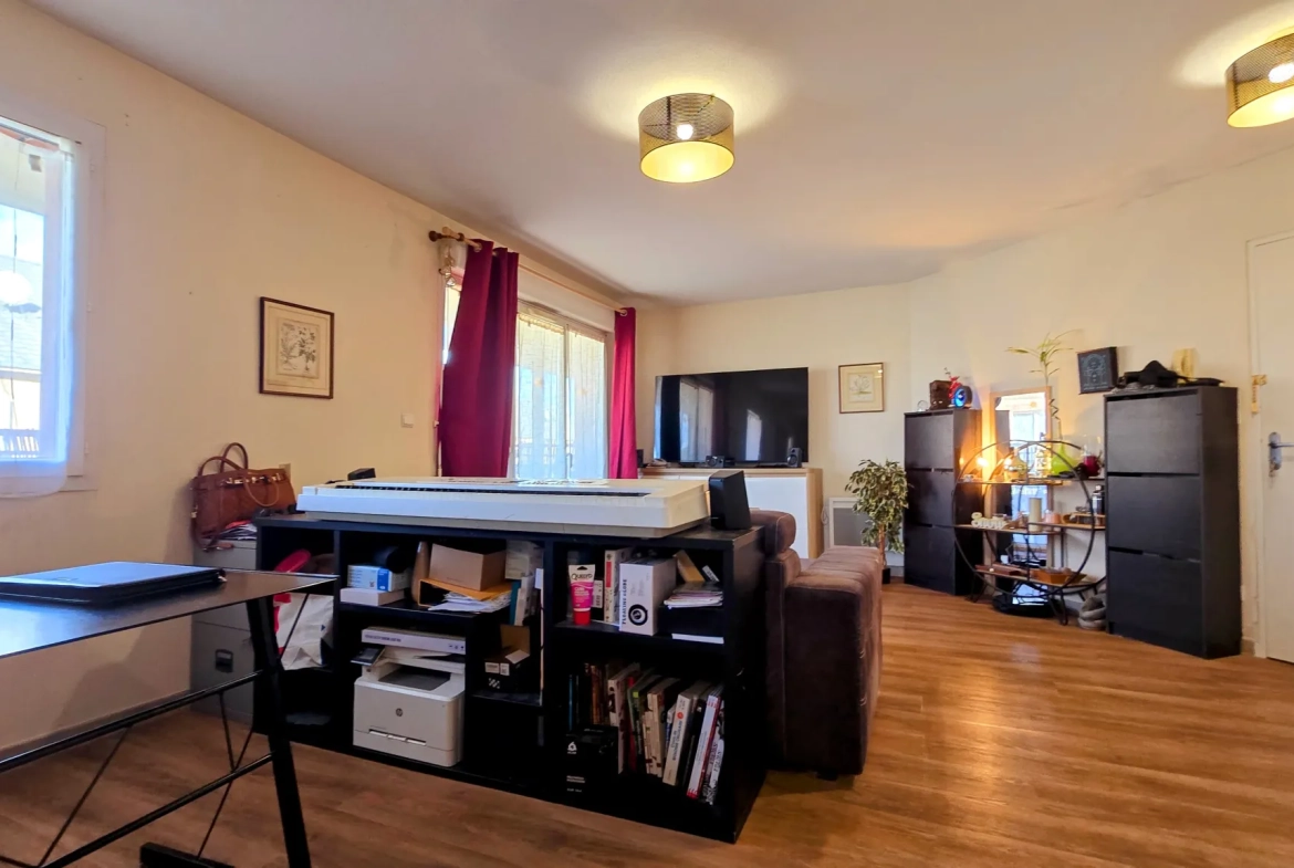Appartement T3 à Malemort-sur-Corrèze avec terrasse et garage, bon état 