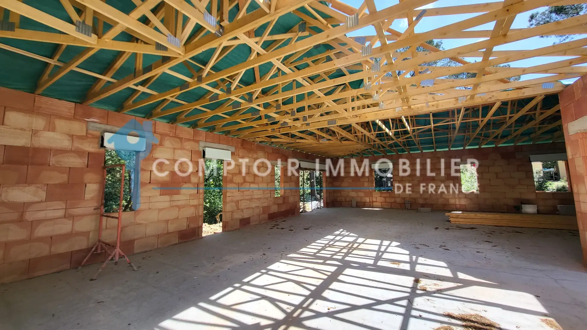 Villa de 138 m² à Boisset et Gaujac avec terrain arboré, garage et abri de jardin 