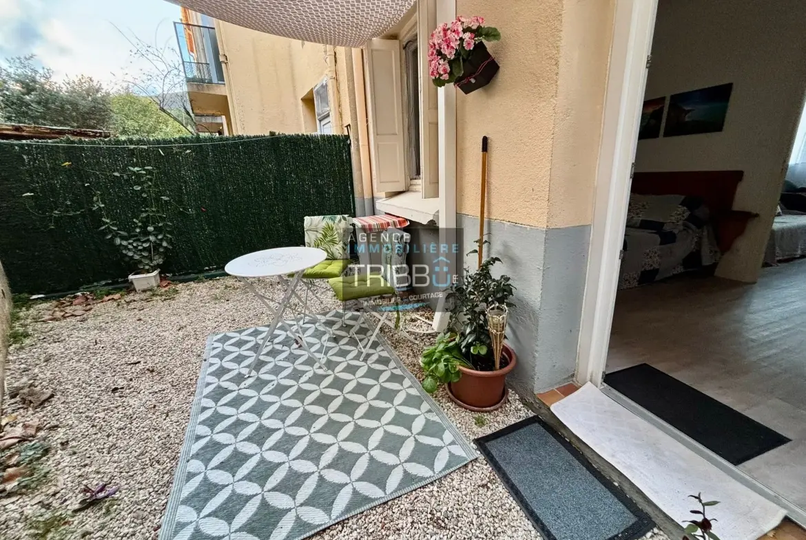 Investissez dans cette maison divisée en 4 appartements à Amélie-les-Bains 