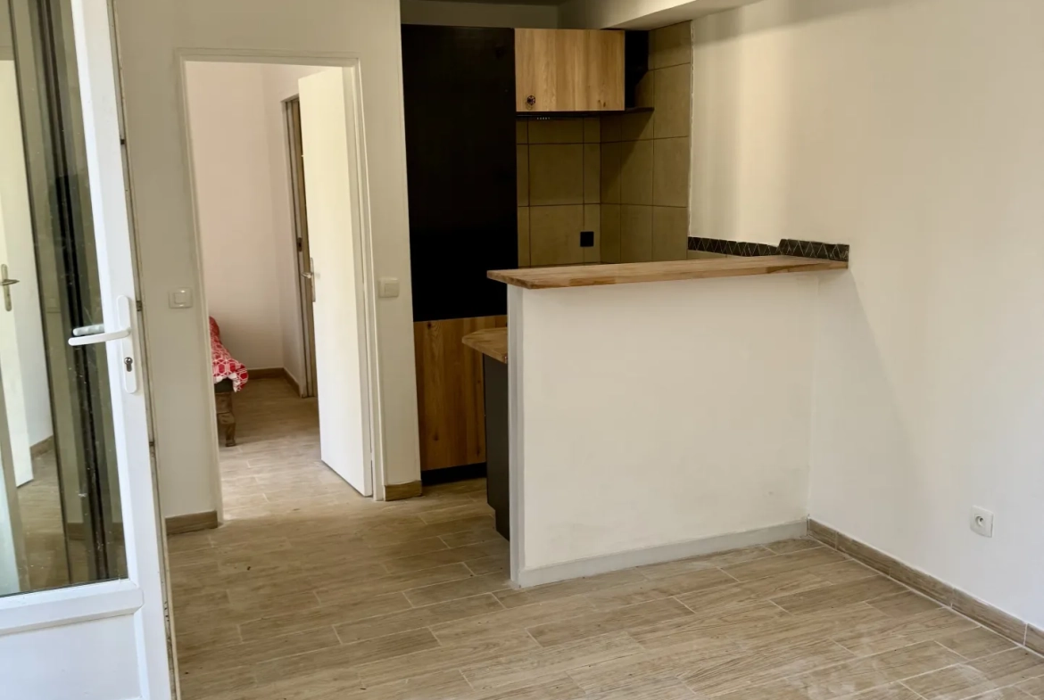 Appartement 2 pièces avec jardin à Houdan – Résidence calme proche Paris 