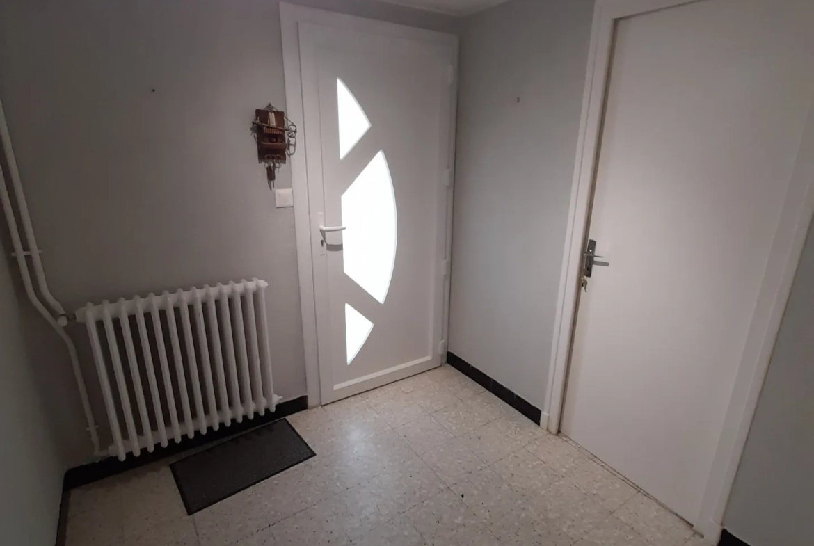 Maison 123 m² avec jardin, garage et T2 indépendant à Romans-sur-Isère 