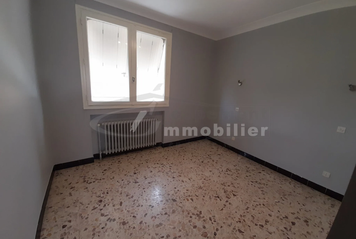 Maison 123 m² avec jardin, garage et T2 indépendant à Romans-sur-Isère 