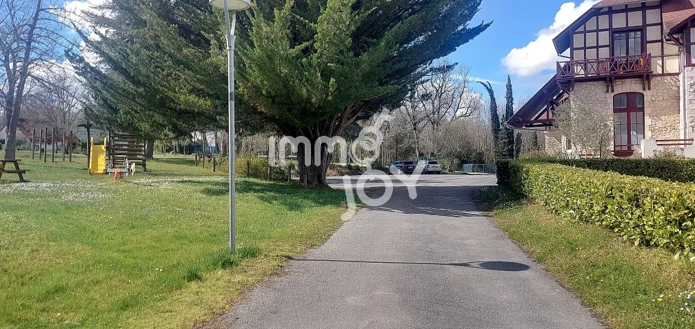 Villa haut de gamme de 107 m² à Daumazan-sur-Arize, résidence de prestige 