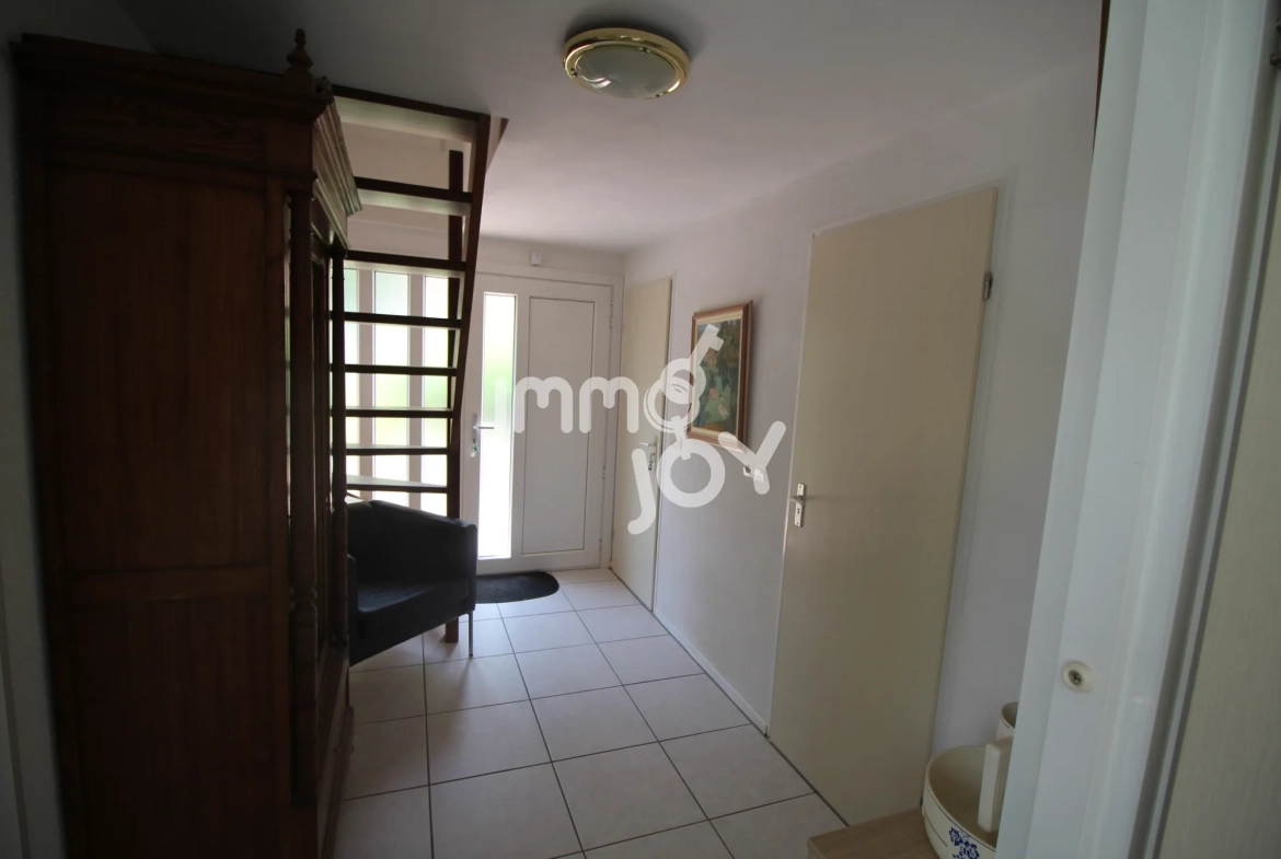 Villa haut de gamme de 107 m² à Daumazan-sur-Arize, résidence de prestige 