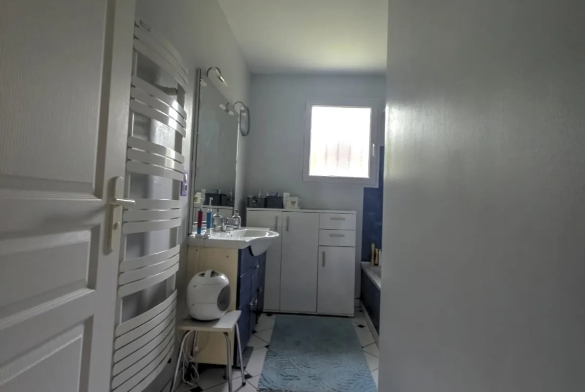 Maison familiale 4 pièces avec sous-sol de 90 m² à Isle-Aixe-sur-Vienne 