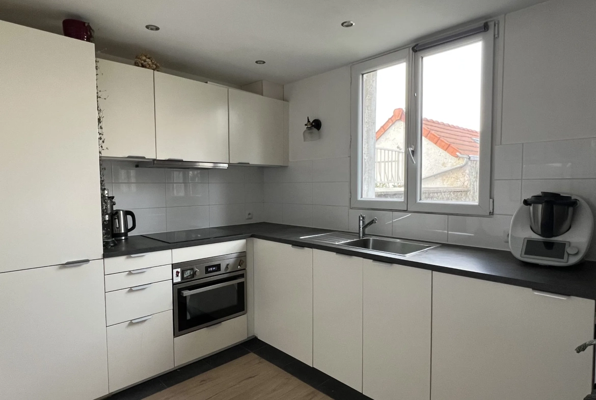 Appartement 2 pièces rénové de 35m² à Meudon avec vue dégagée 