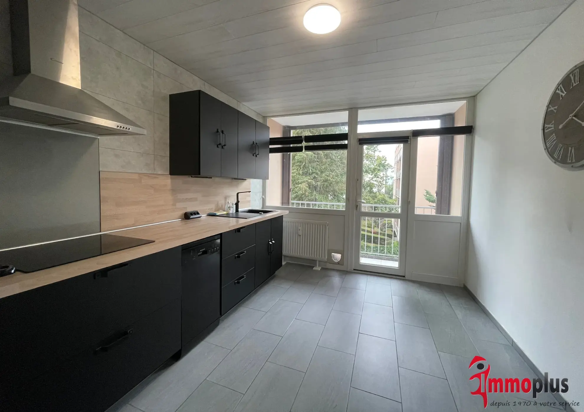 Appartement F5 à Rixheim avec Balcons, Cave et Stationnement 