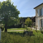 Maison charentaise à Jonzac de 121 m² avec terrain arboré et rénovation récente