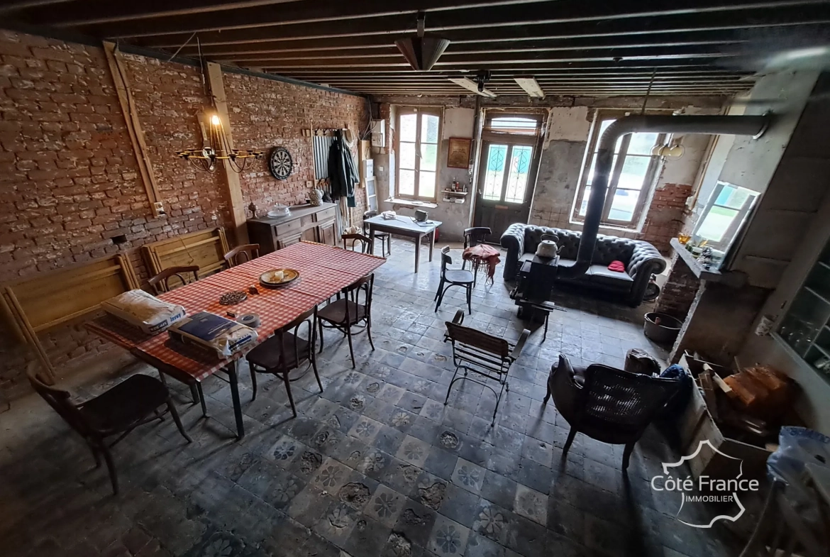 Charmante maison à rénover à Dohis avec vue dégagée – 630 m² de terrain 