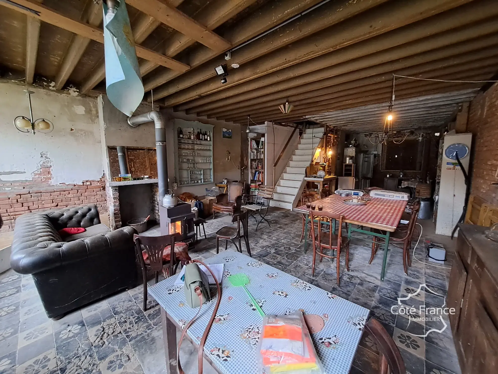 Charmante maison à rénover à Dohis avec vue dégagée – 630 m² de terrain 