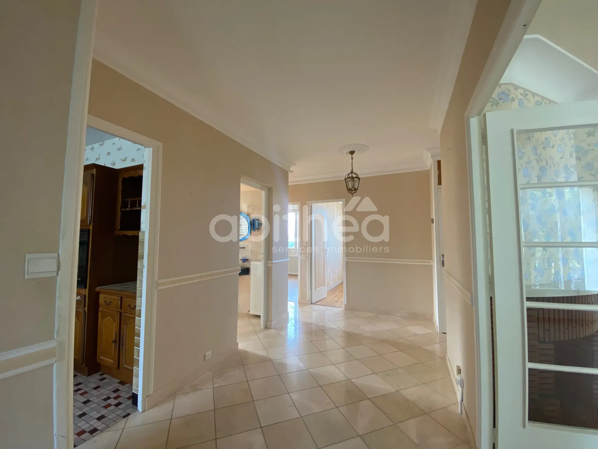Maison à vendre de 110 m² avec garage et jardin à La Péruse (16270) 