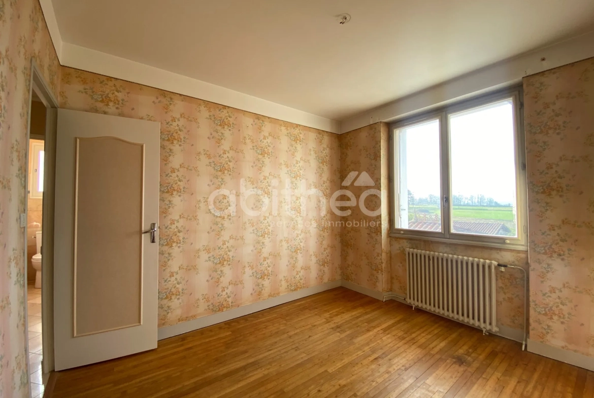 Maison à vendre de 110 m² avec garage et jardin à La Péruse (16270) 