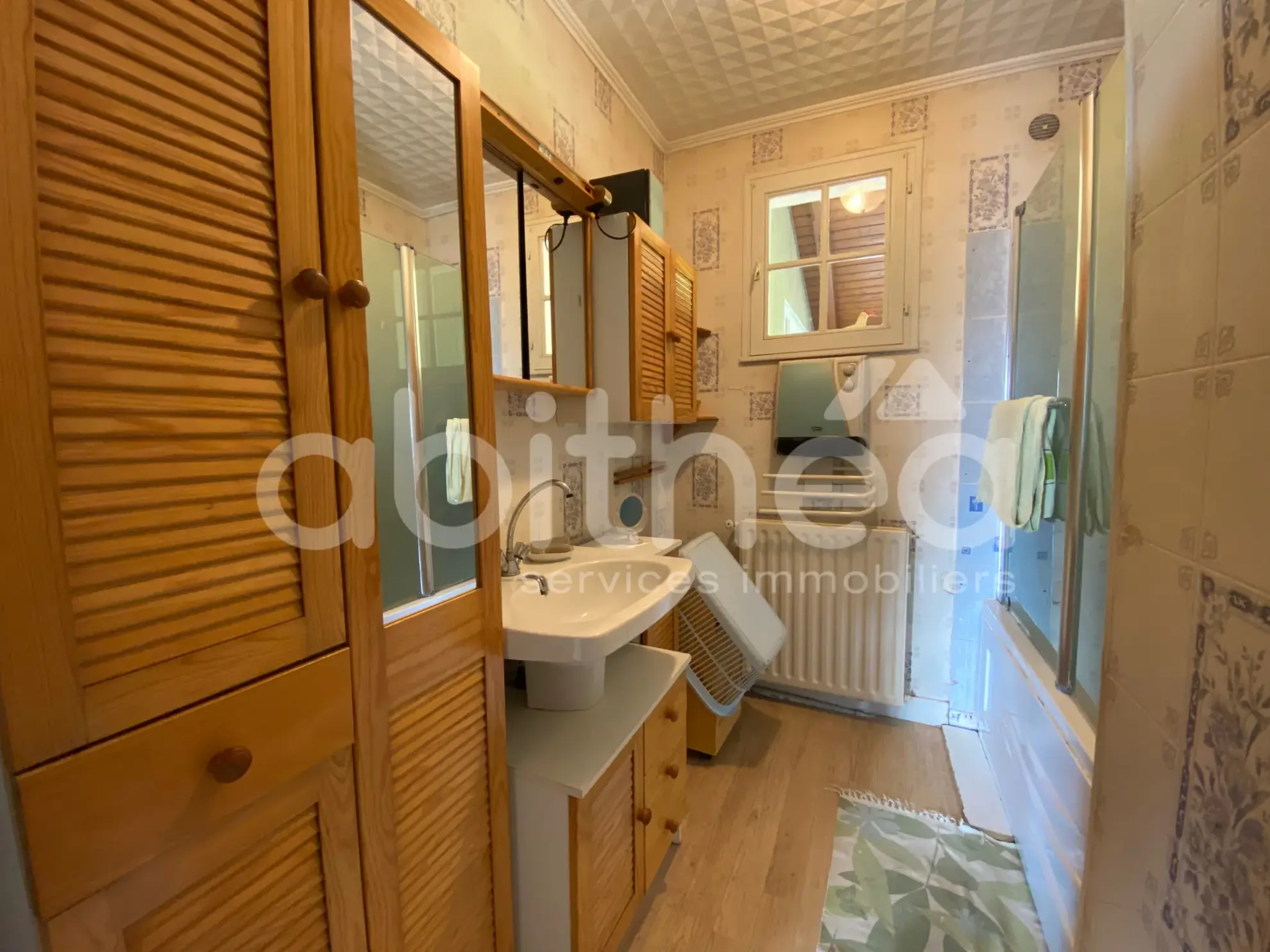 Maison de plain-pied à La Péruse – 75 m² avec garage, jardin et dépendances 