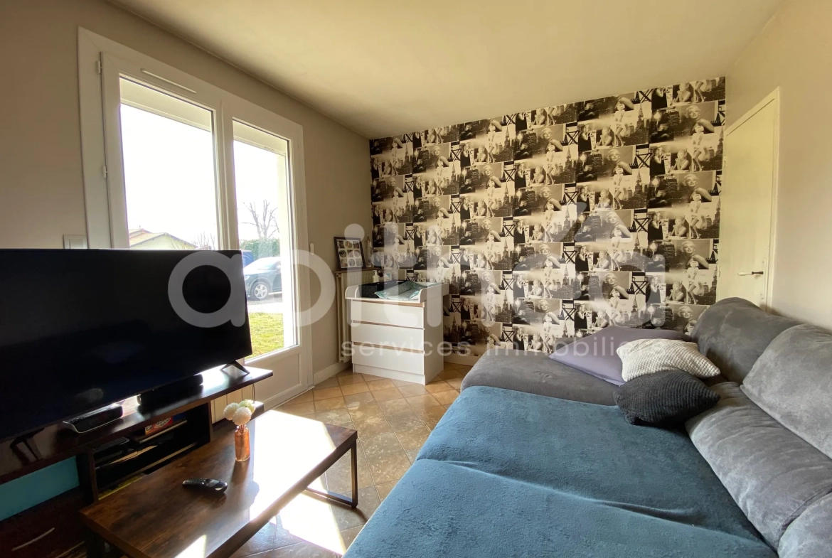 Maison de plain-pied à La Péruse – 75 m² avec garage, jardin et dépendances 