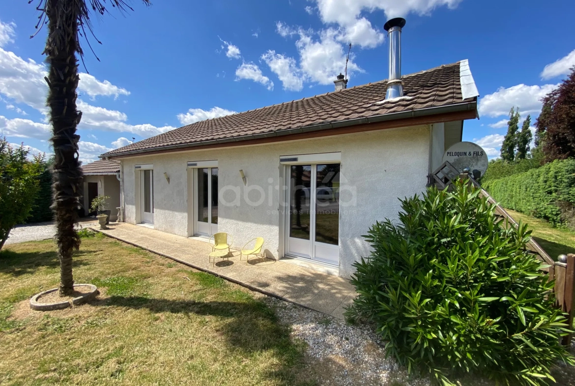 Maison de plain-pied à La Péruse – 75 m² avec garage, jardin et dépendances 
