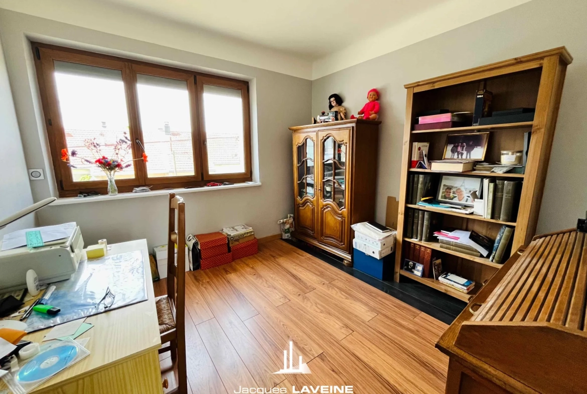 Maison à vendre à Montigny-lès-Metz avec jardin et 3 chambres 