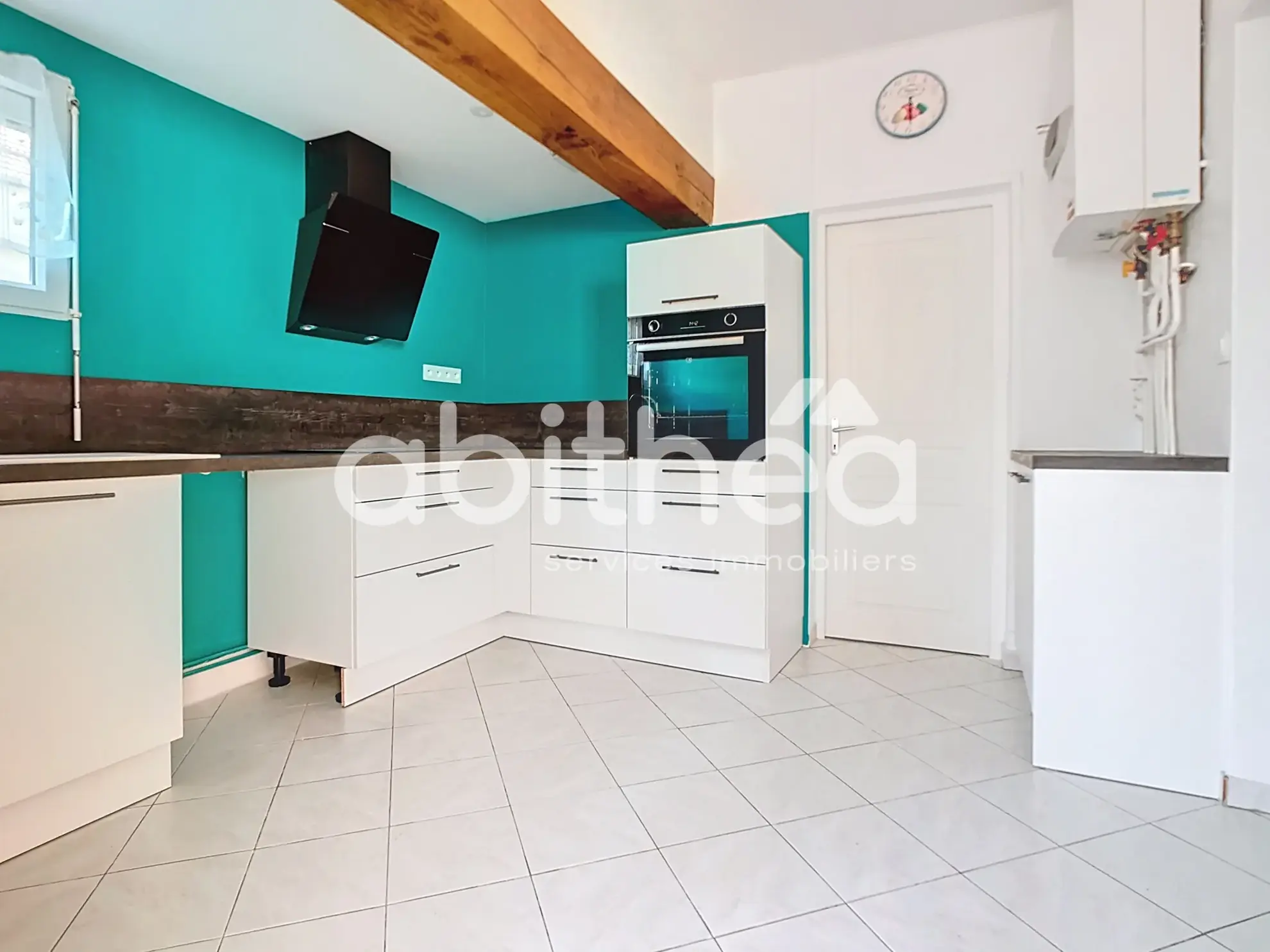 À vendre maison de plain-pied à Saint-Parres-aux-Tertres – 98 m2 avec jardin et garage 