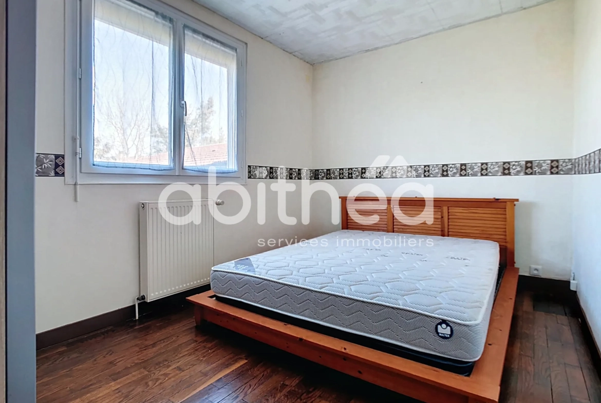 À vendre maison de plain-pied à Saint-Parres-aux-Tertres – 98 m2 avec jardin et garage 