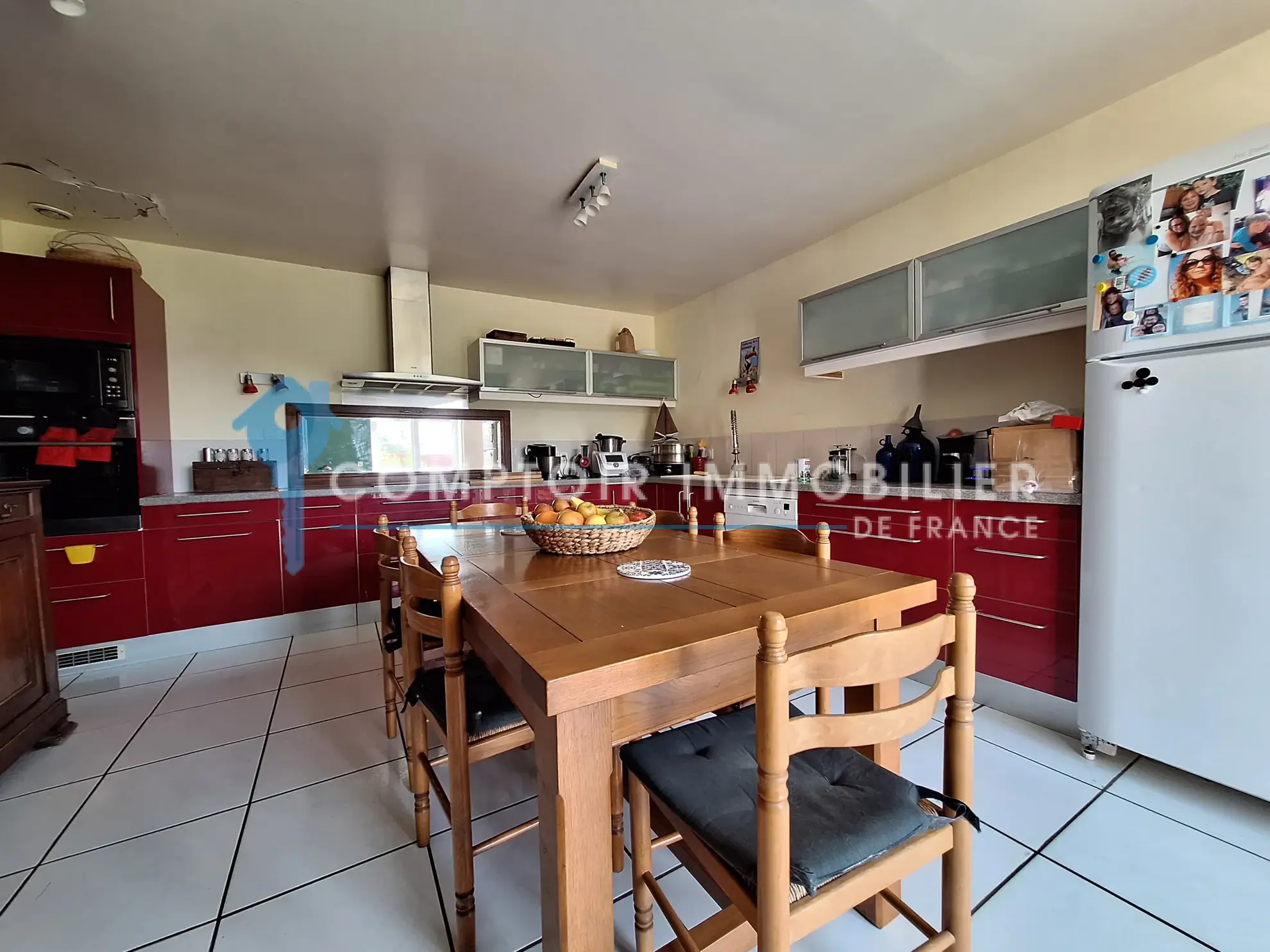 Maison de village rénovée de 185m² avec jardin et hangar à Damiatte 
