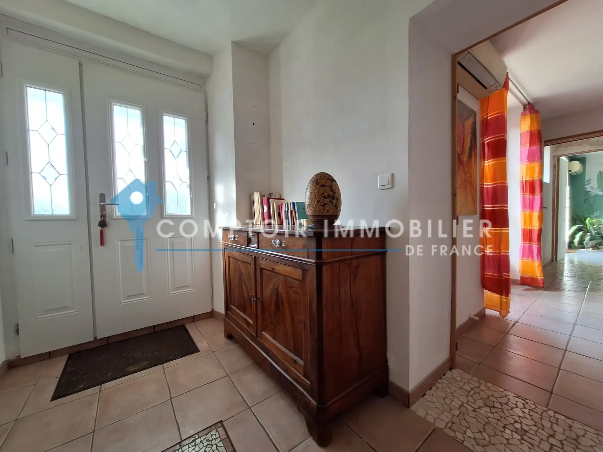 Maison de village rénovée de 185m² avec jardin et hangar à Damiatte 