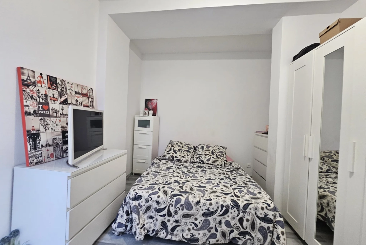 Appartement T3 à Lunel-Viel avec parking et combles aménageables - 34400 
