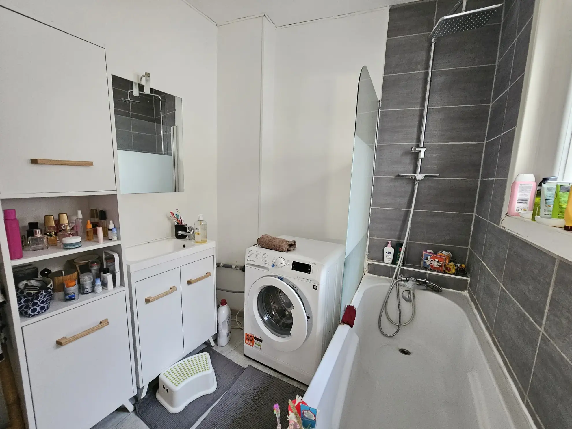 Appartement T3 à Lunel-Viel avec parking et combles aménageables - 34400 