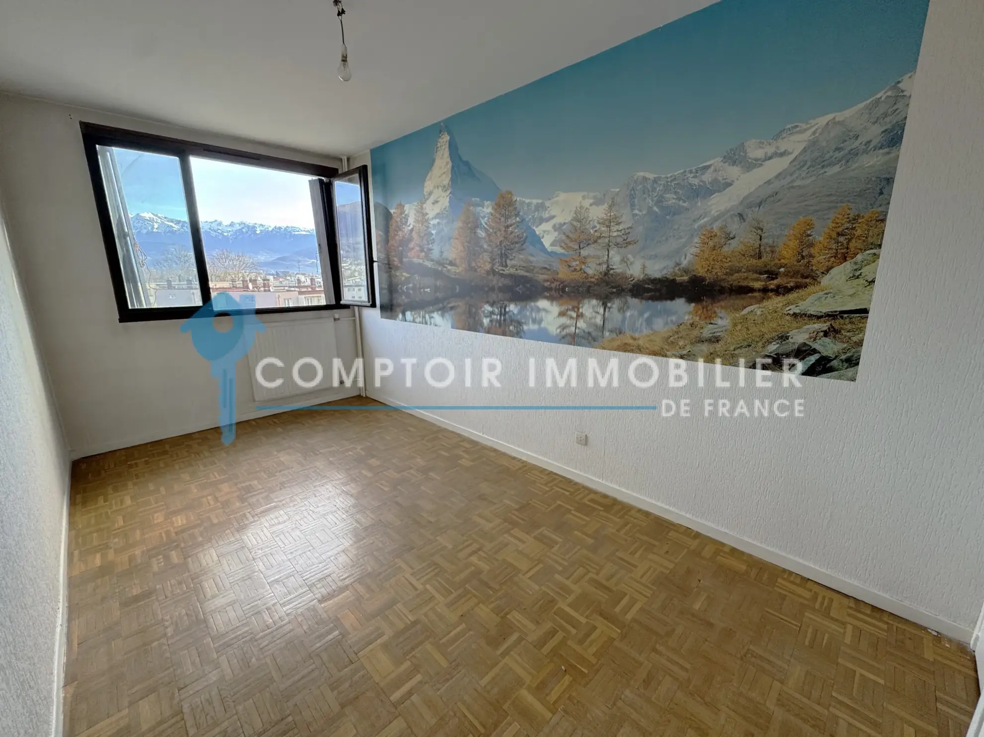 Appartement T5 avec vue panoramique à Fontaine - 110 m² avec balcon en vente 