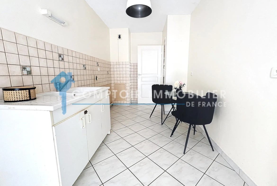 Appartement T3 avec jardin à Grenoble Peretto – Résidence sécurisée, garage et proximité centre-ville 