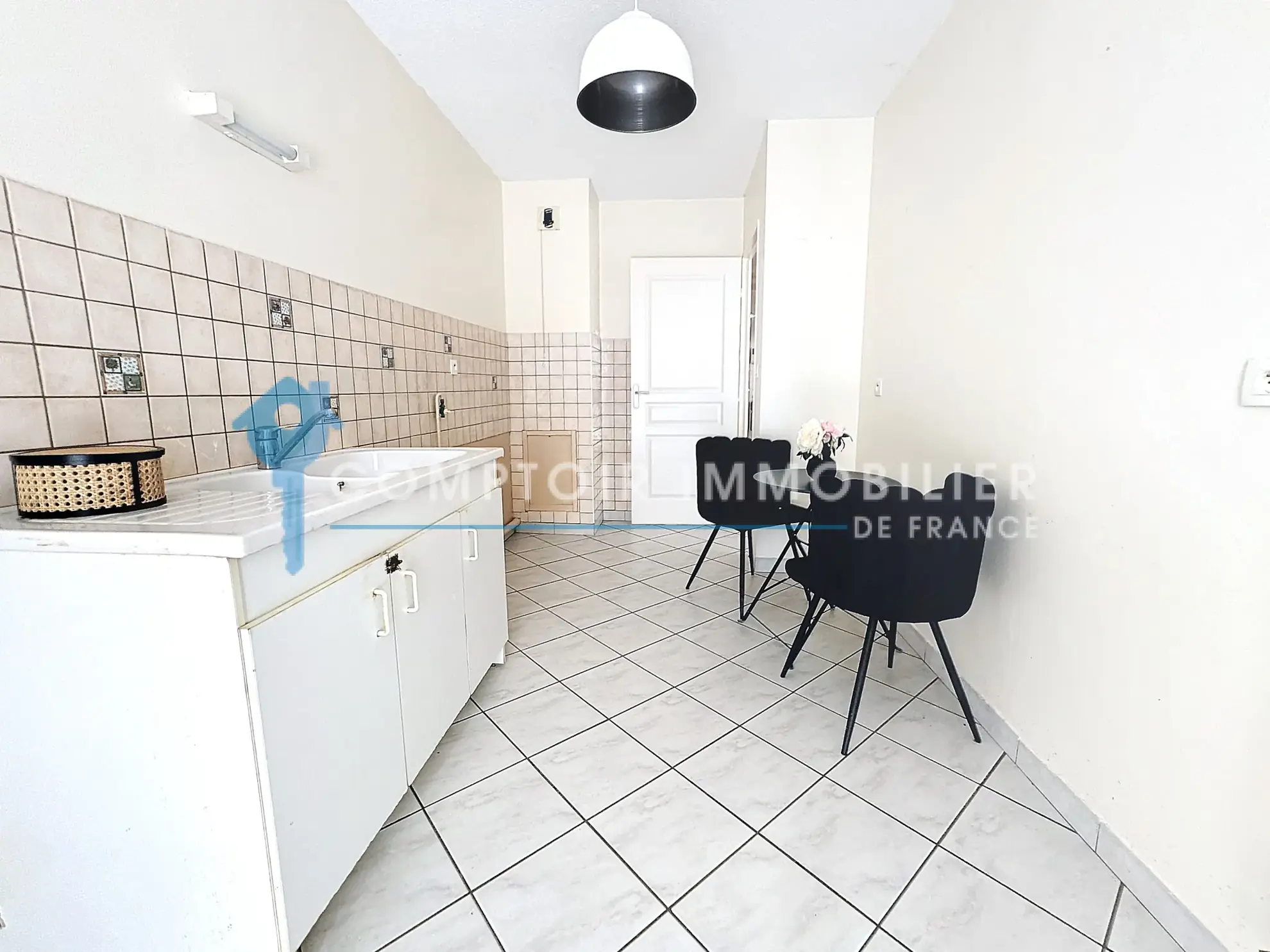 Appartement T3 avec jardin à Grenoble Peretto – Résidence sécurisée, garage et proximité centre-ville 