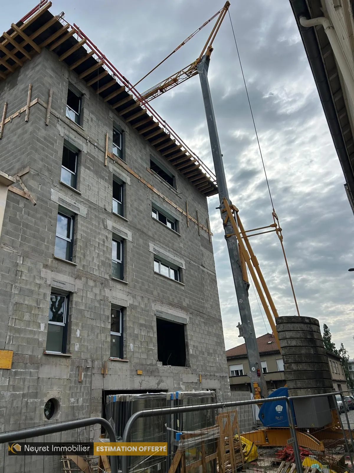 Appartement T3 ou T4 neuf à Saint-Étienne avec terrasse et parking privé 