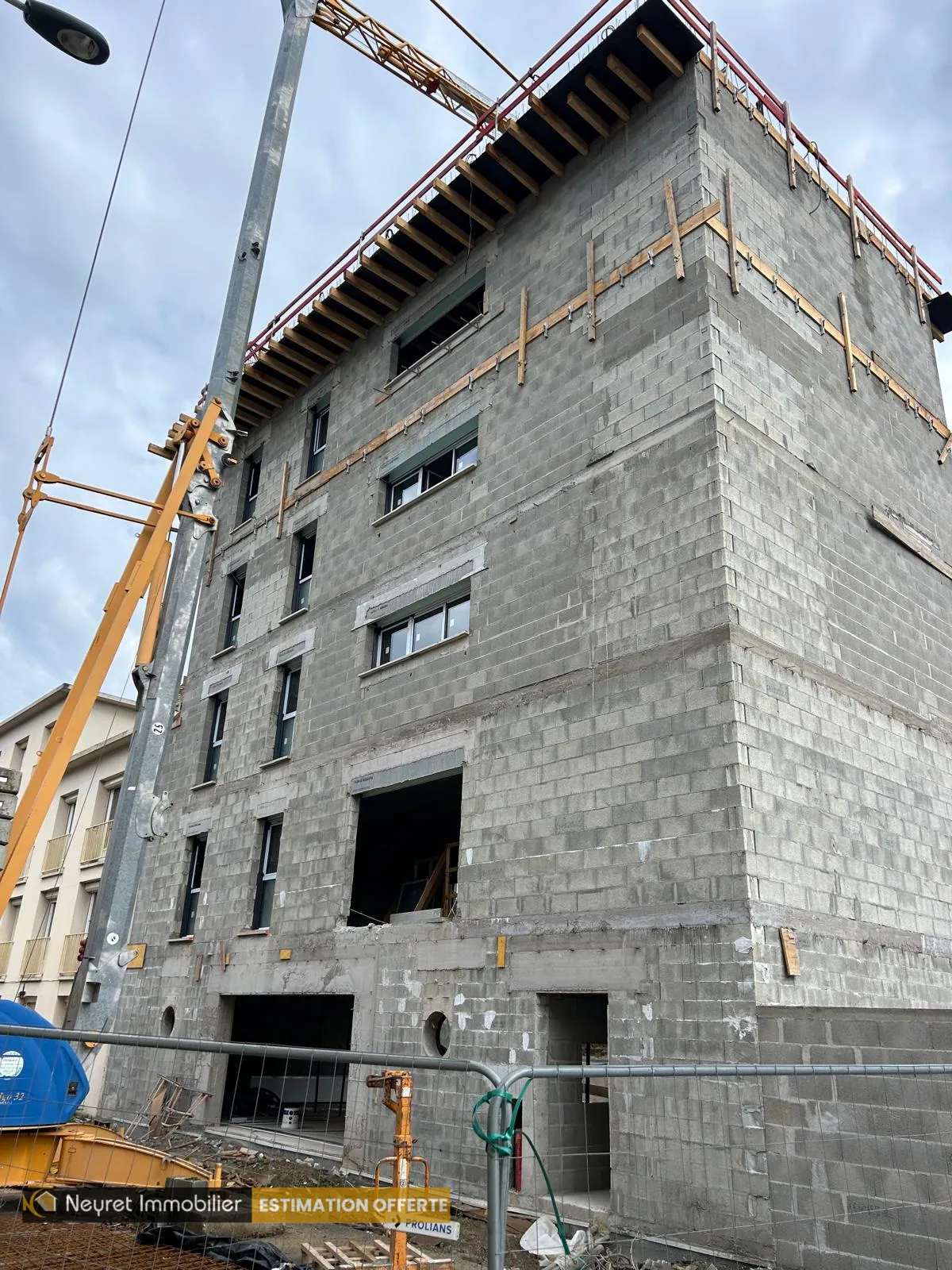 Appartement T3 ou T4 neuf à Saint-Étienne avec terrasse et parking privé 
