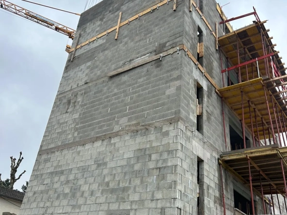 Appartement T3 ou T4 neuf à Saint-Étienne avec terrasse et parking privé